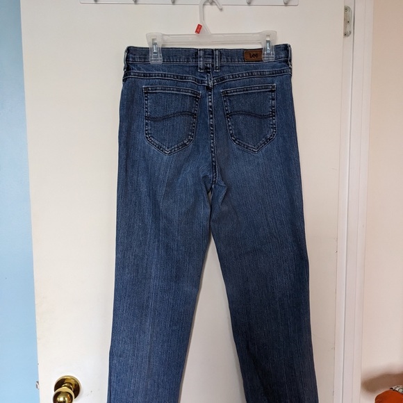 Lee denim jeans size 29. Damage in between the thighs - Picture 2 of 3